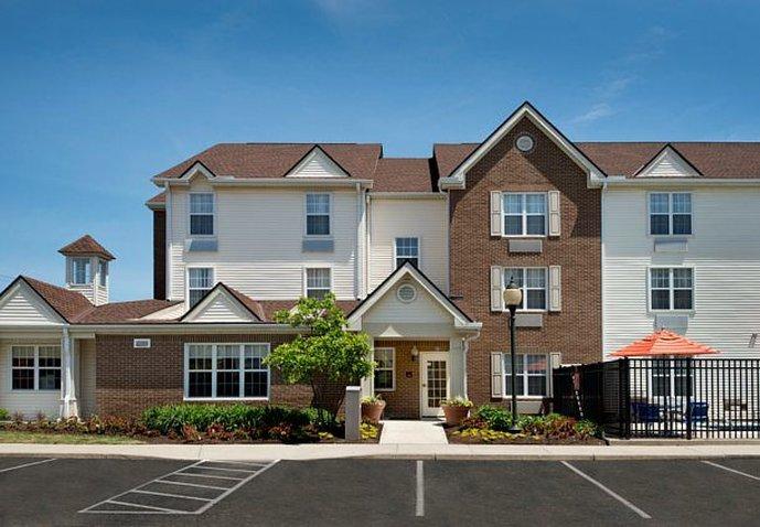 Towneplace Suites Columbus Airport Gahanna Exterior photo